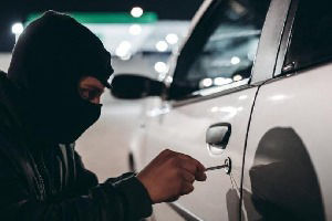 Autos robados por placa patente: ¿Dónde averiguarlo?