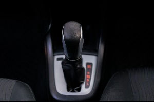 Caja mecánica o automática: Comparación de vehículos