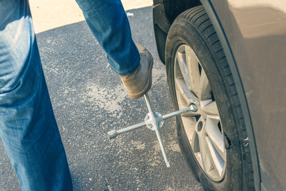 cómo cambiar neumático