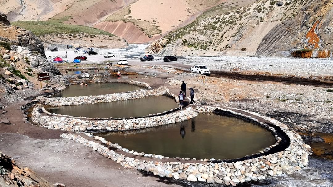 Ir al Cajón del Maipo en auto: termas del plomo