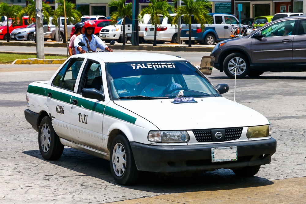 Nissan Tsuru