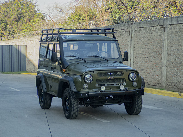 UAZ Hunter