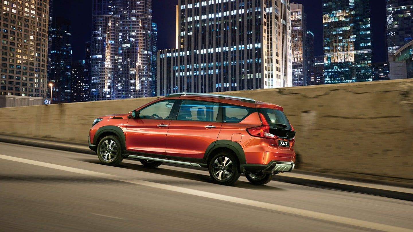 Suzuki XL7