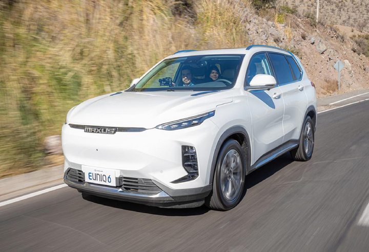 Maxus Euniq6