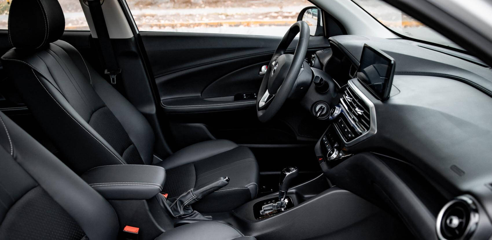 changan alsvin interior asientos
