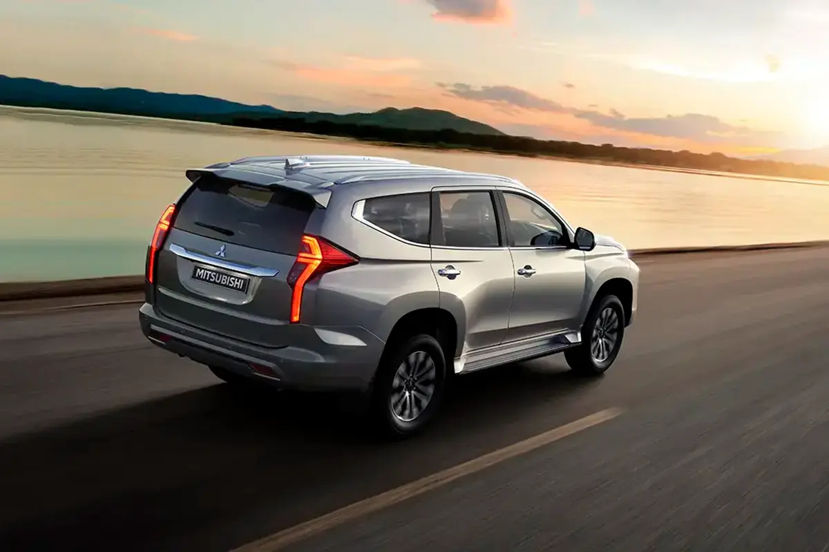 mitsubishi montero