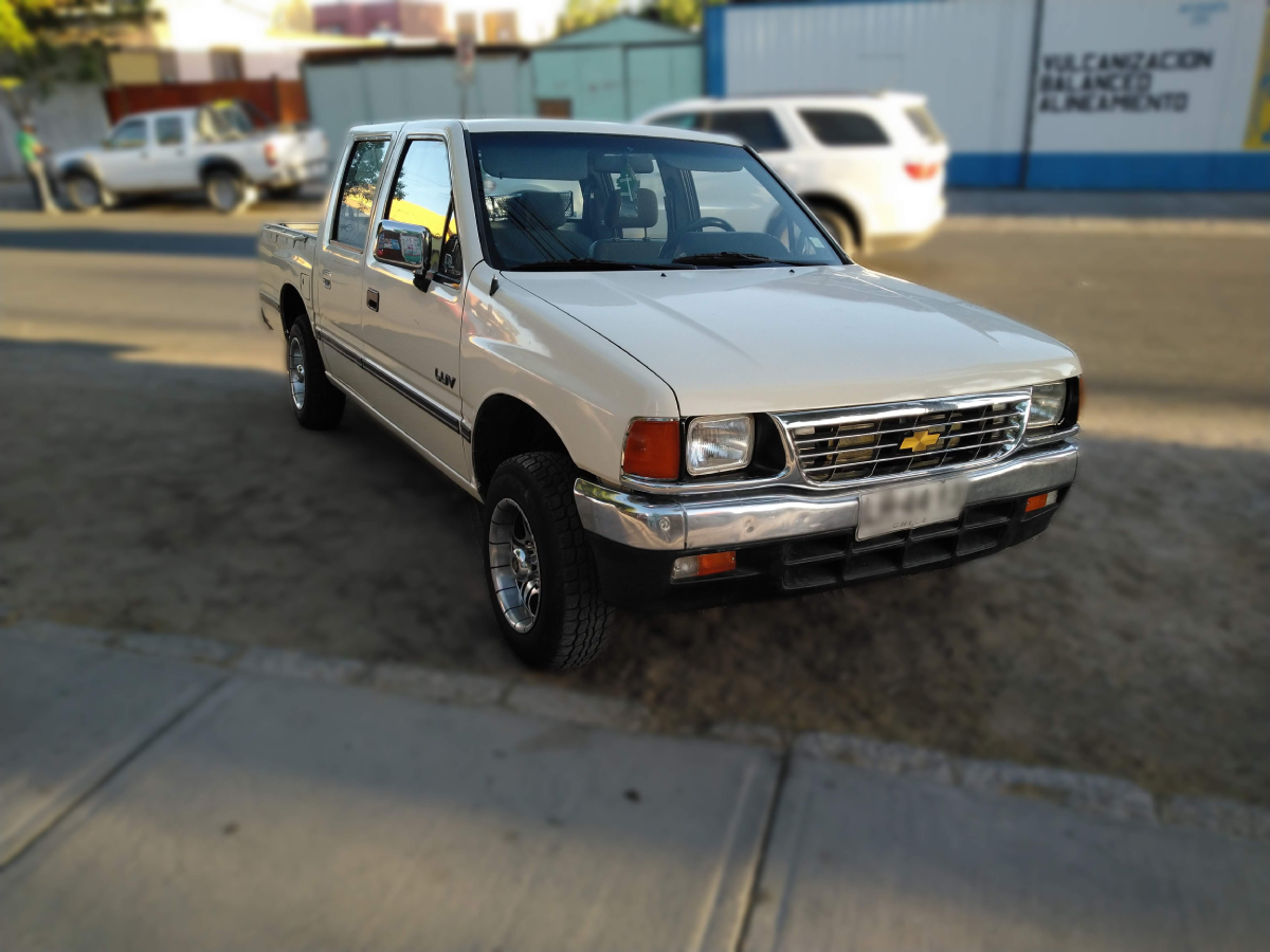 Chevrolet LUV
