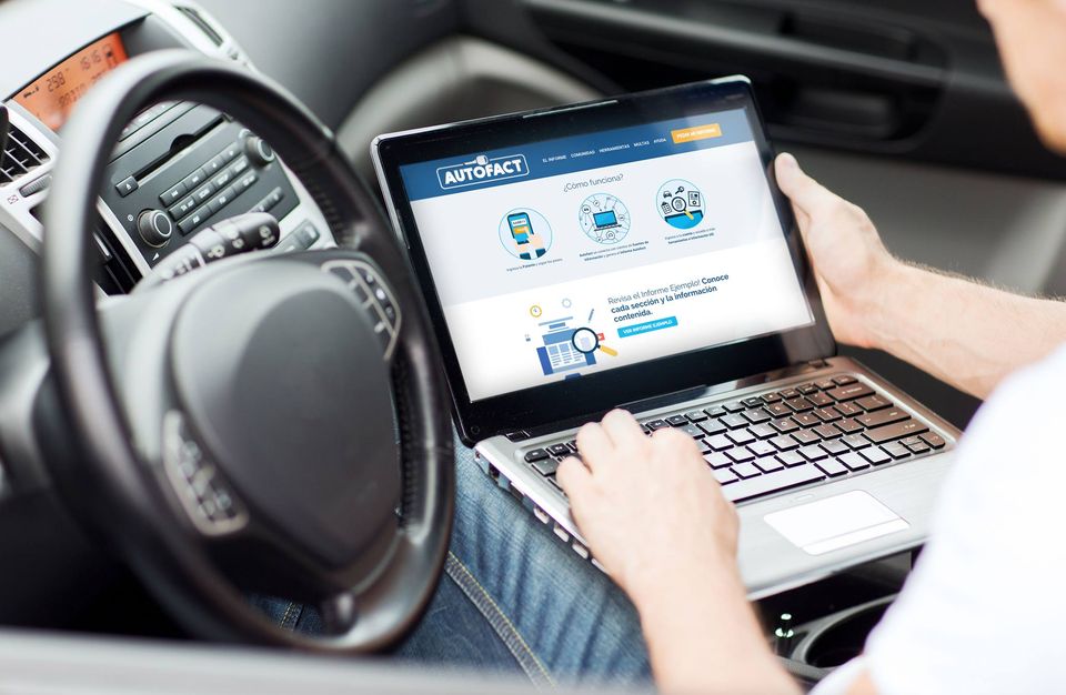 Checar el historial de placas de un auto