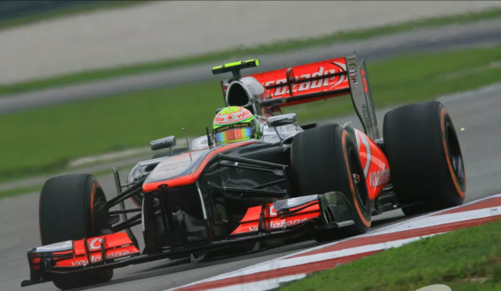 ¿Qué auto conduce Checo Pérez? McLaren MP4-28 (2013)
